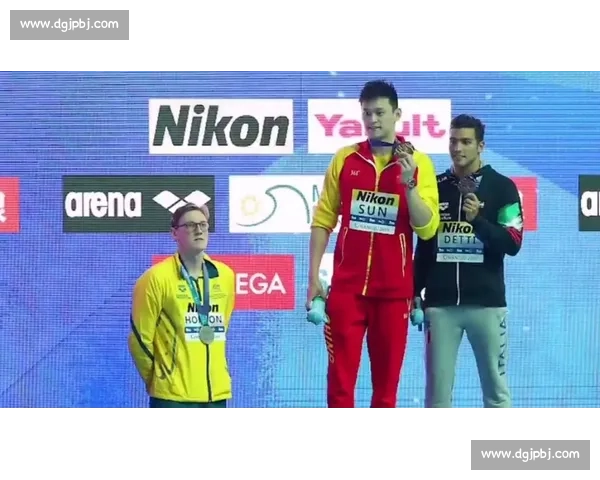 宋亚东战奥马利:12 月 6 日冲击冠军挑战权关键战 宋亚东战奥马利:12 月 6 日冲击冠军挑战权关键战