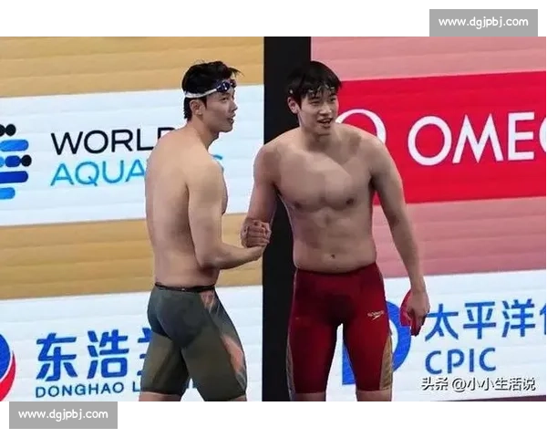 汪顺潘展乐世运会彩排：执旗手对视憋笑引热议，奥运冠军携手展风采