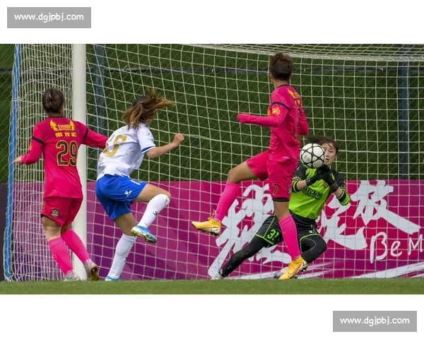 中日女足强强对话绿茵争锋亚洲赛场荣誉之战前瞻焦点碰撞一触即发 中日女足强强对话绿茵争锋亚洲赛场荣誉之战前瞻焦点碰撞一触即发