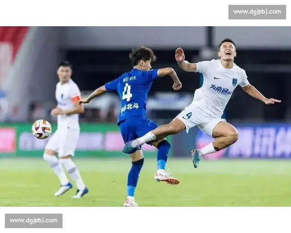 上港迎战鲁能强强对话焦点之夜谁能笑到最后决定联赛走向与争冠格局